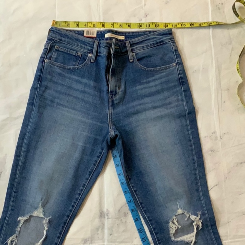 Levi’s - Picture 10 of 10